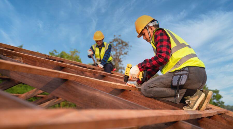Professional Flat Roofing Installation services in Cleburne, TX
